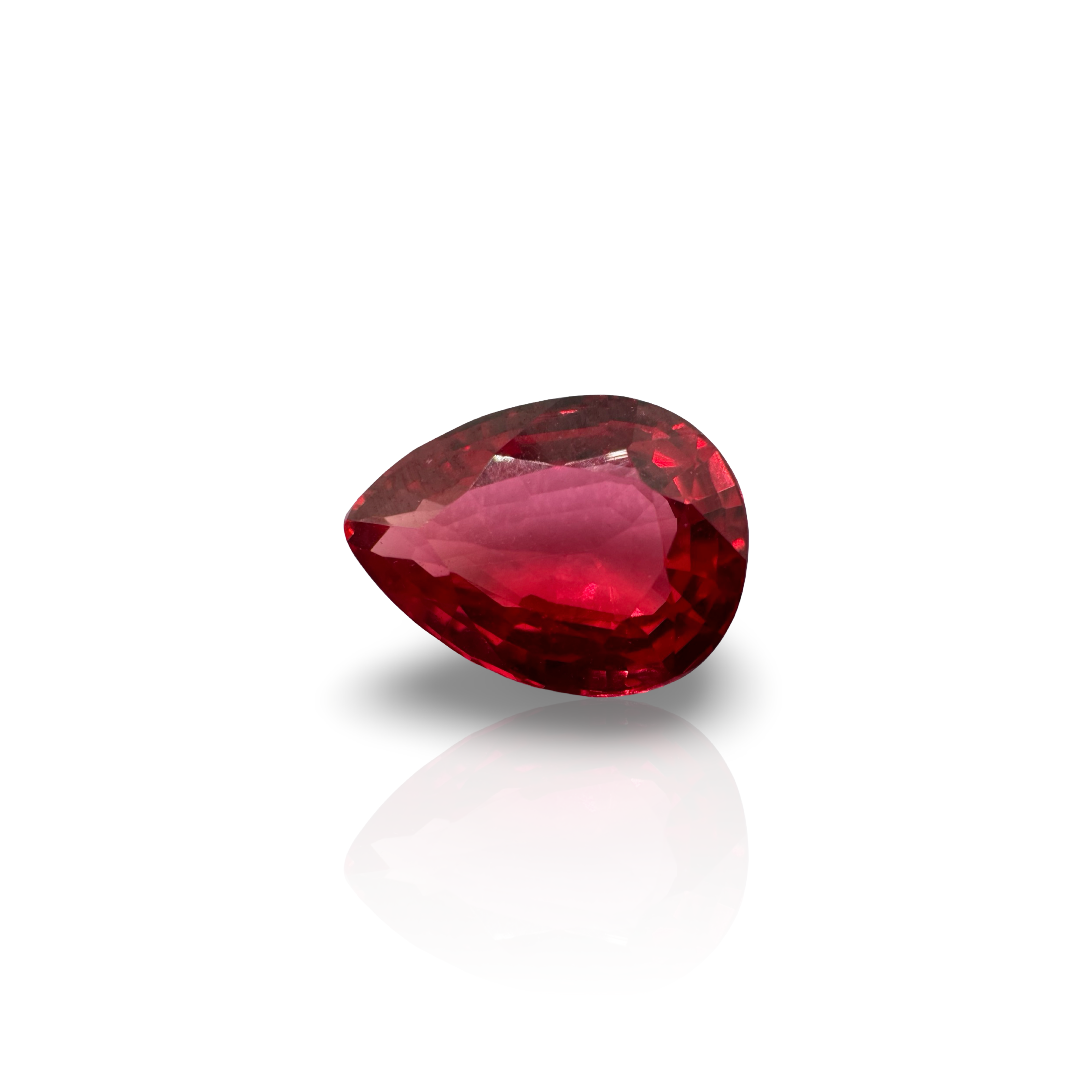 אבן חן ספיר Padparadscha חיתוך טיפה 5.87 קראט