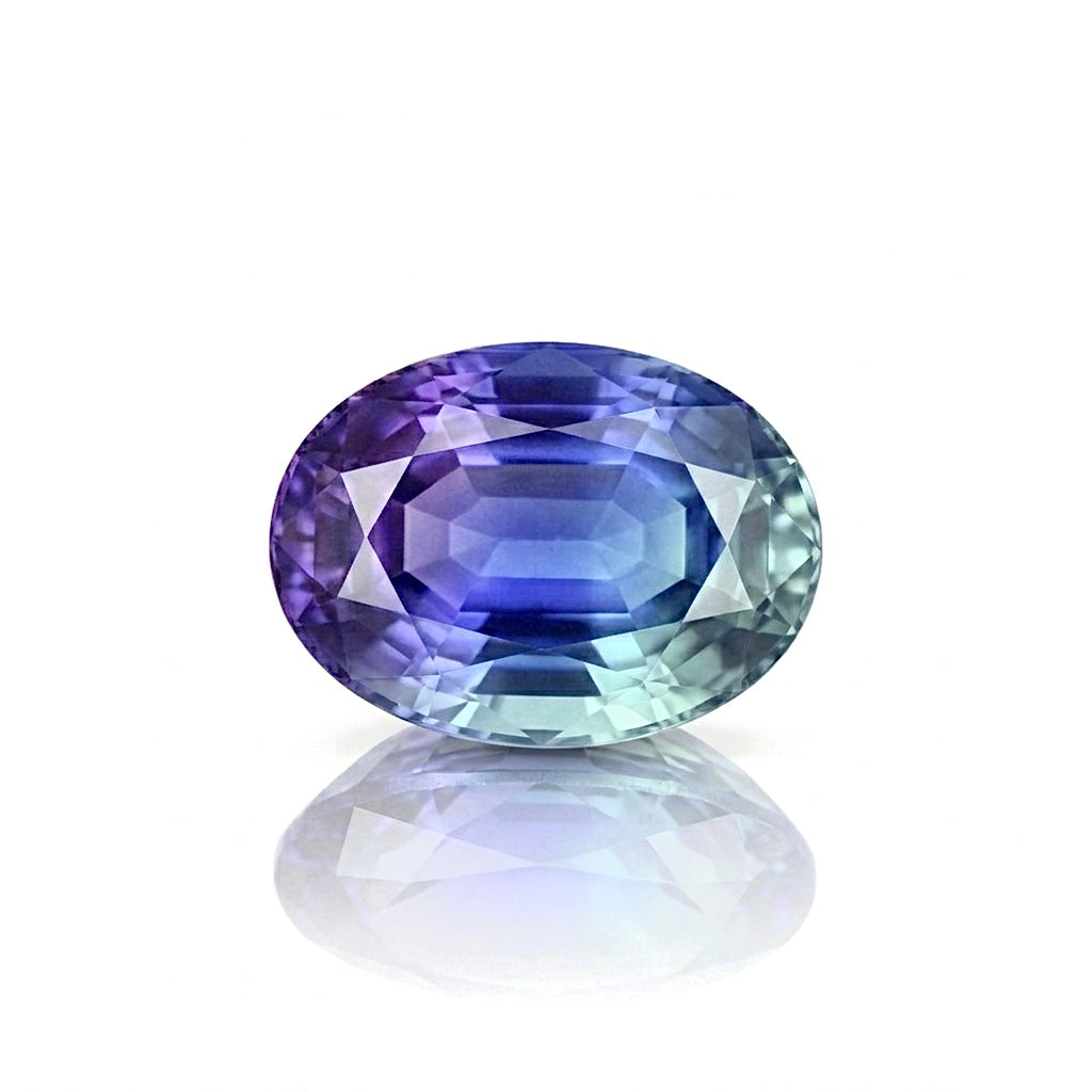 אבן חן אלכסנדריט משולבת צבעים בחיתוך אובל 8.38 קראט